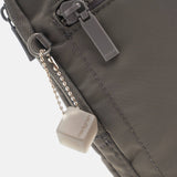 Hedgren TREK Small Vertical Crossover RFID